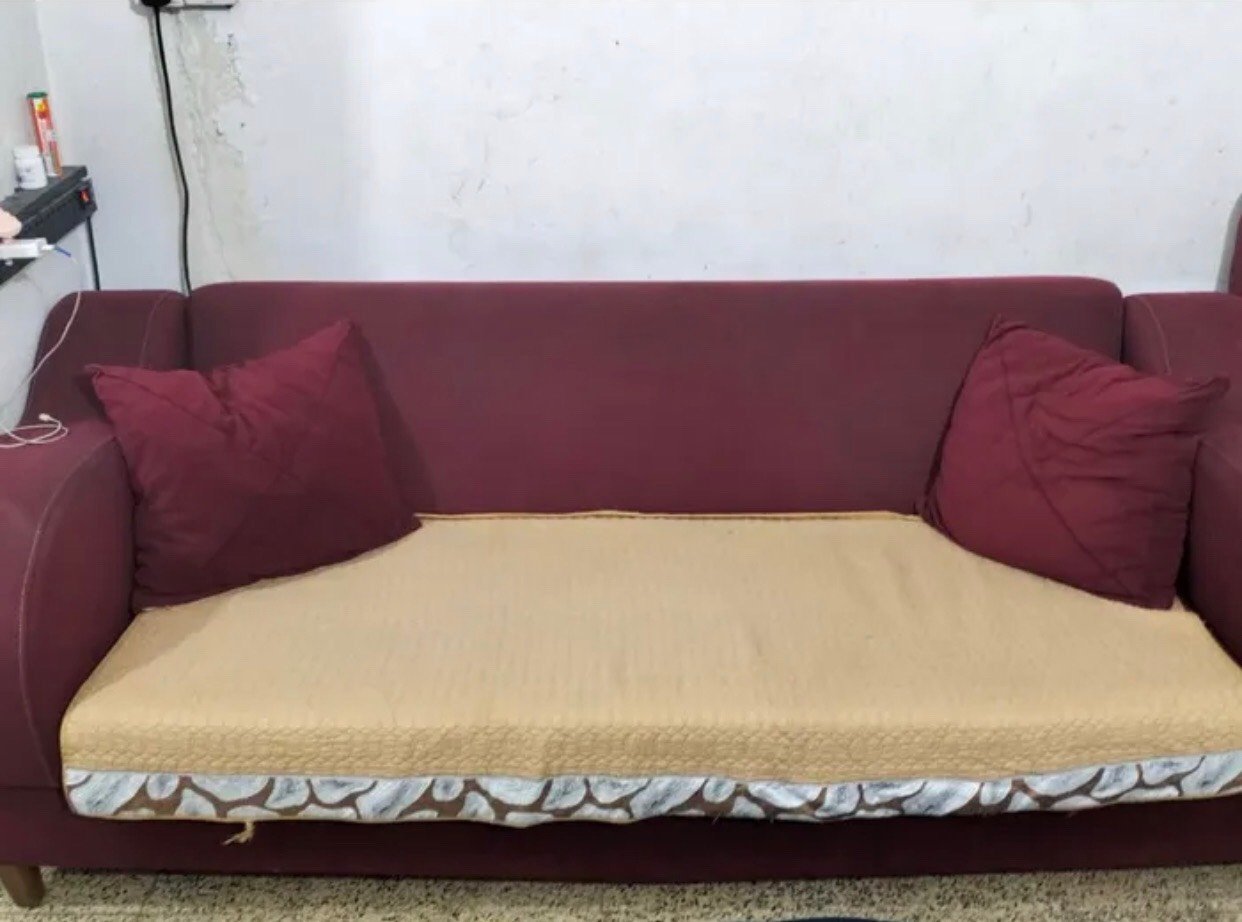 تخم قنفات عدد اربعة اثنين كبير واثنين صغير ممتاز وبحالة جيدة والسعر بي مجال .