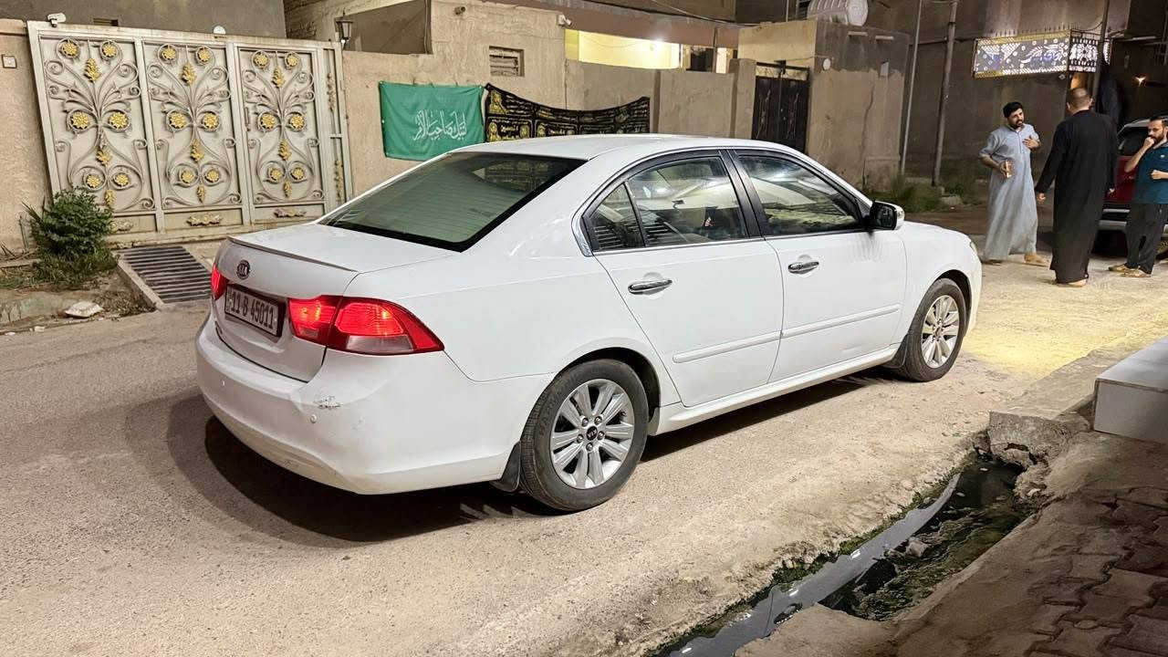 كيا اوبتما 2010فول مواصفات خليجي مكينه كير كفاله حداديه 100/80 بيه حالوب قماره وضربه خفيفه قبق جنطه مكانه سماوه قضاء رميثه *********** سعر 122بيه مجال رقم بغداد مداور ثاني يوم
