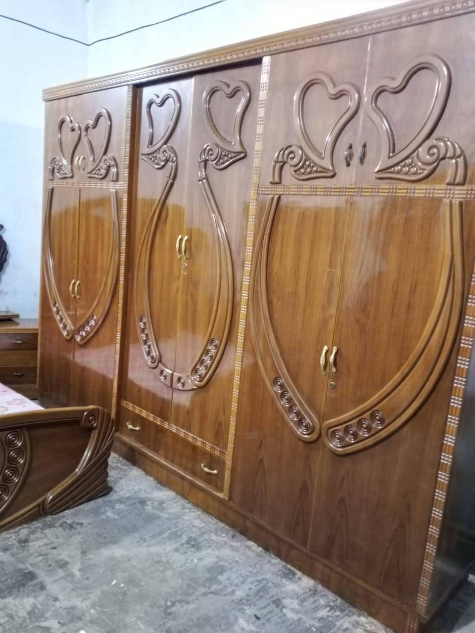 650غرفه ست ابواب تزكام  خمسه ملم تزكام صاج داخل وخارج الضهر جرجوبه بغداد الحسينيه مال الراشديه وعندي توصيل ***********
