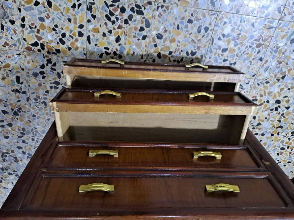 مستعمل • بوكس صاج • ٤ مجرات