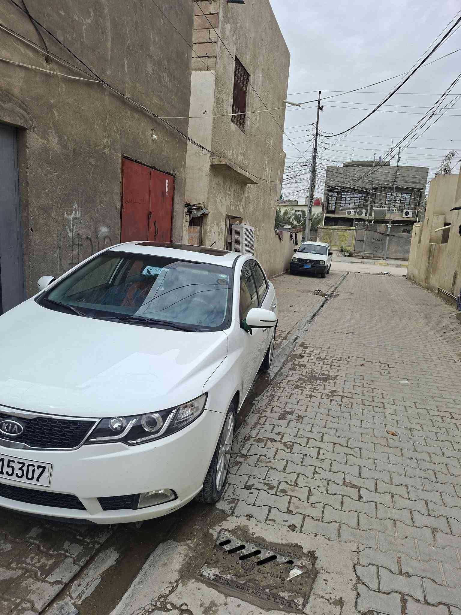 سيراتو ٢٠١٢
رقم دهوك 
بيهه صبغ بيبان  ثنين عكس السايق 
سنوية ل٢٠٣١
مكانهه كربلاء 
***********

١٠٢ السعر
