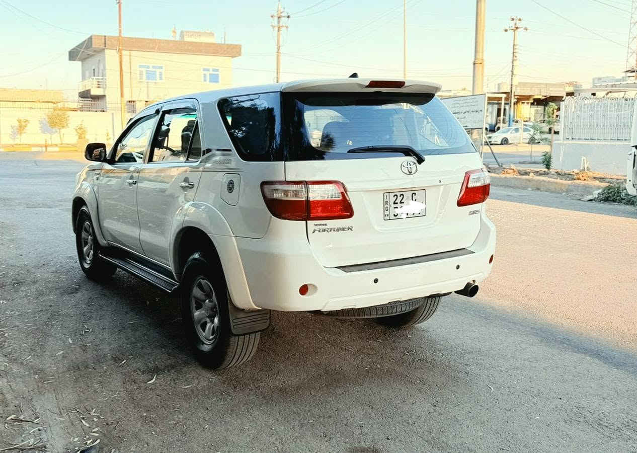 تلفون واتسئاب ***********
تويوتا فورشينر وارد خليجي موديل٢٠١١
٤ بسون ٣معقد تبريد مركزي و سقف بي سبوغ بي تعديل دحامي بو حامي به شرط كير ماكينه به شر نه كريته وه بي حيب رقم سنه وي هزه جديد سعر١٤٩ $
شوين هه ولير أربيل, العراق
