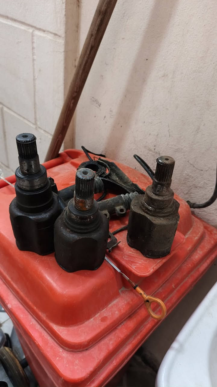 قطع غيار جيلي • منفاخ انجيكو • غراض حاوية