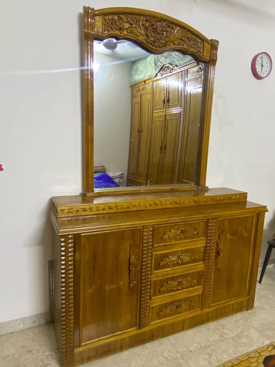 غرفة نوم صاج داخل وخارج درجه أولى
السعر مليون 100 وبيه ومجال .***********
