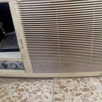 مكلفين  بنشر   يوجد مكيف نوع كرافت 2طن. نظيف وشغال وماداخل تصليح تبريد...