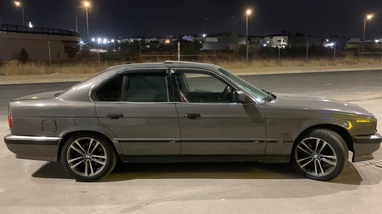 BMW 1992
تۆماتیک مۆدێل ٩٢ سەنەوی ئەسل بەشەرتی ئەوەلیات
 
تەبریدە سلایدە ٤ جام کارەبا موس براوە بەشەرت 

مەکینە m54iA 

دوگمەی سپۆرت و بەفر ئیش دەکا 

سعری ٣٥ مەجال هەولێر رەقەم تەلەفۆن
***********
