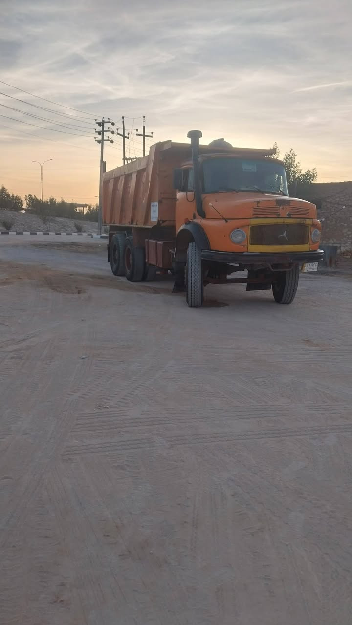 السلام عليكم .قجمه سكس مايلر موديل ٨٠ بلاديه رقم بغداد سنويه عضم عاج تحويل مباشر سنويه ل٢٧ محرك ٥٥ وكير ٩٠ وشاصي مكفول كفاله عامه . بيع السعر ٥٥.المكان الرمادي التواصل ع هذا الرقم ***********
