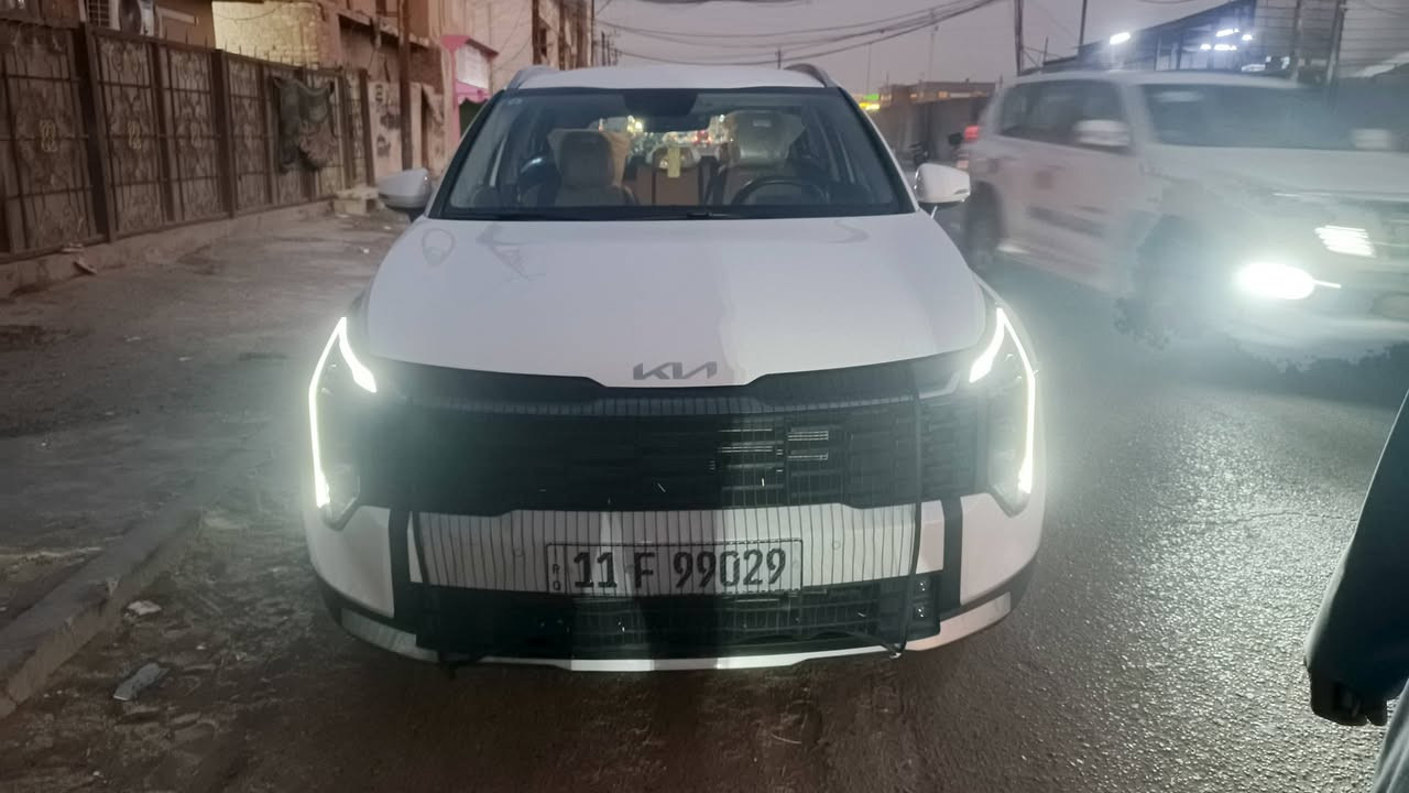 السلام عليكم كيه سبورتج 2026 خليجي مكفوله كفاله عامة جديده ماشيه 12 فول عده الفتحة عارضة 245وبيه مجال 
***********
كشنات تدفئه تبريد 
استيرن هيتر 
كامره تسيجل بلادي 
مري شفط 
بصمه السياره مدوشمة  بالكامل ارضيه وكشنات السياره  بعدهي بالضمان بسمي @إشارة
