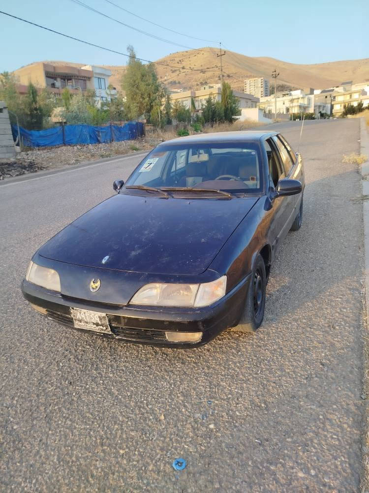 بەناوی خوای گەورە 
هەرزانترین نرخ ماڵی فەقیرە 
دایۆ ئیسپرۆ 1994 
گێڕ عادی و مەکینە کەپس مەرغوب بەخاخ
گێڕ و مەکینەی بەشەرت 
بەنزین زۆر کەم ئەخوات 
کارەبای و تەرجیل و هۆڕین مکەبەرە و هەمووی ئیش ئەکات 
گێچی بەنزین و حەماوە و ناوگێچی هەمووی بەشەرت 
گەرمی مەزبووت ئیش ئەکات 
کوشن و گاعی تازە 
برێک و ئیس تۆپ ئەیچەقێنێ 
قفڵ مەرکەزی و سنوقی کارەبای 
تایەی تازە 
تەقەو ڕەقەی نییە 
یەک شوێنی نییە ئیش نەکات 
[[[[[[[    ئاڕمی پلاستیکی سلێمانی     ]]]]]]
بەشەرت 
سەیارەکە زۆر مەزبوتە و ماڵی فەقیرە 
شوێن سلێمانی 
[[نرخی 11 گەڵا و معامەلە ]]]]]]
مشتەریت تەلەفون بکە لەخزمەتام 
***********.. السليمانية, العراق
