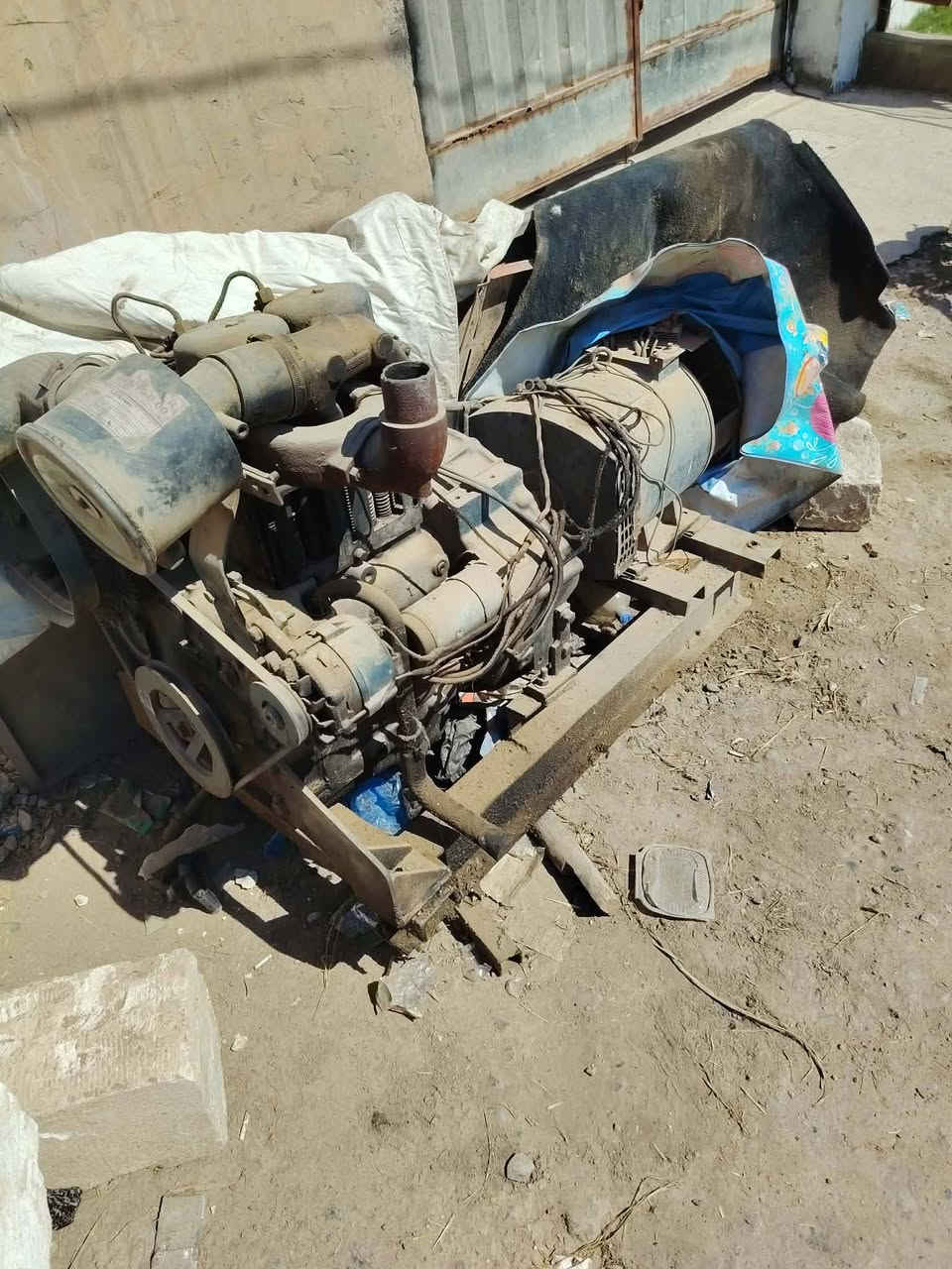 السلام عليكم ورحمة الله وبركاته يوجد مولد دويز 2 بستم أبو صاروخ 🚀حجم 912 بم وليس طرنبه محرك نضيف لا تبخير ولاتنقيص عل فحص تريده مولد كهرباء بي داينمو ثري فيز عشره كيفي يعني 40انبير تريده محرك ماء السعر 15ورقه كامل بس شغل للاستفسار أكثر اتصل مكاني ديالى الخالص سعديه الشط الي مو شراي لا يعلق ولا يراسل رجاءاتصل عل الرقم وبيك خير ودلل ***********
