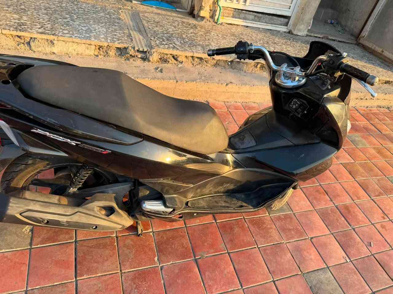 سلام عليكم بيسي اكس محرك 150
يرادلهه تلحيضات السعر ١٣٠٠ وبيهه مجال حك جيه
***********
