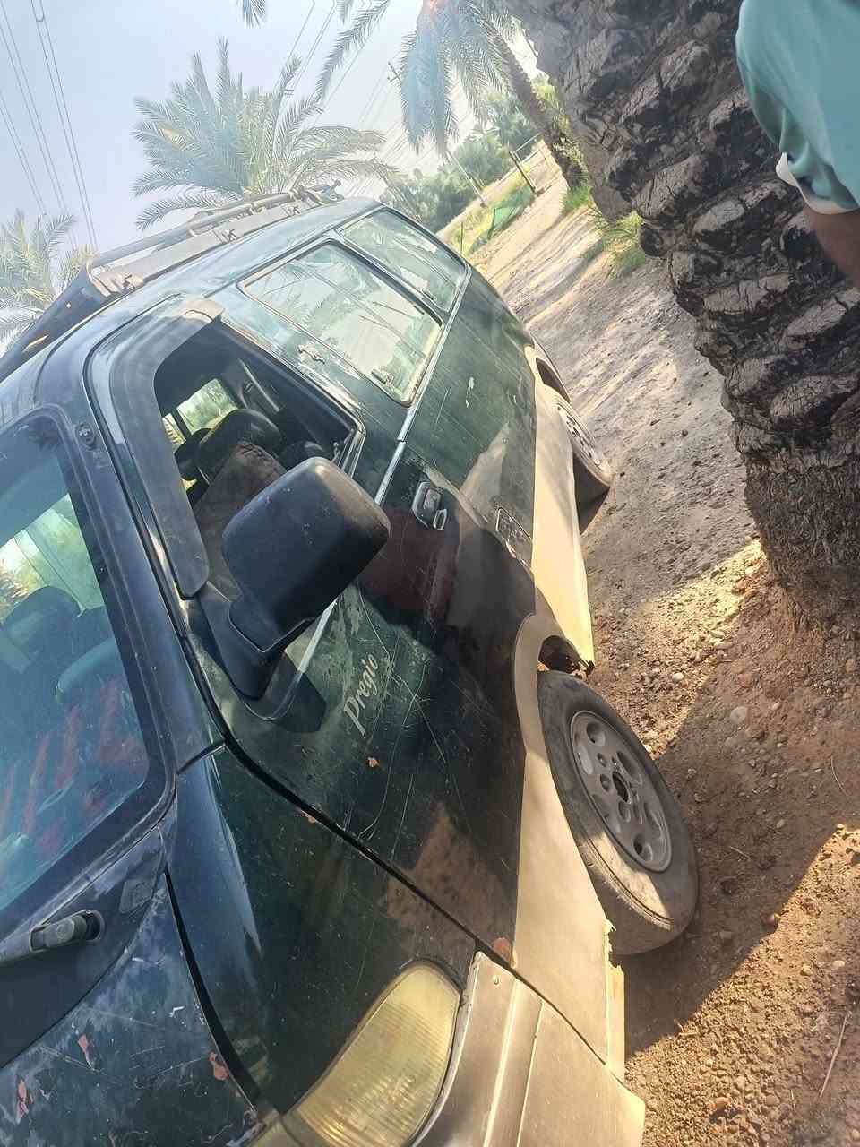 السلام عليكم. كيا بريجو للبيع رقم انكليزي بغداد للأستفسار الأتصال على الرقم ***********
