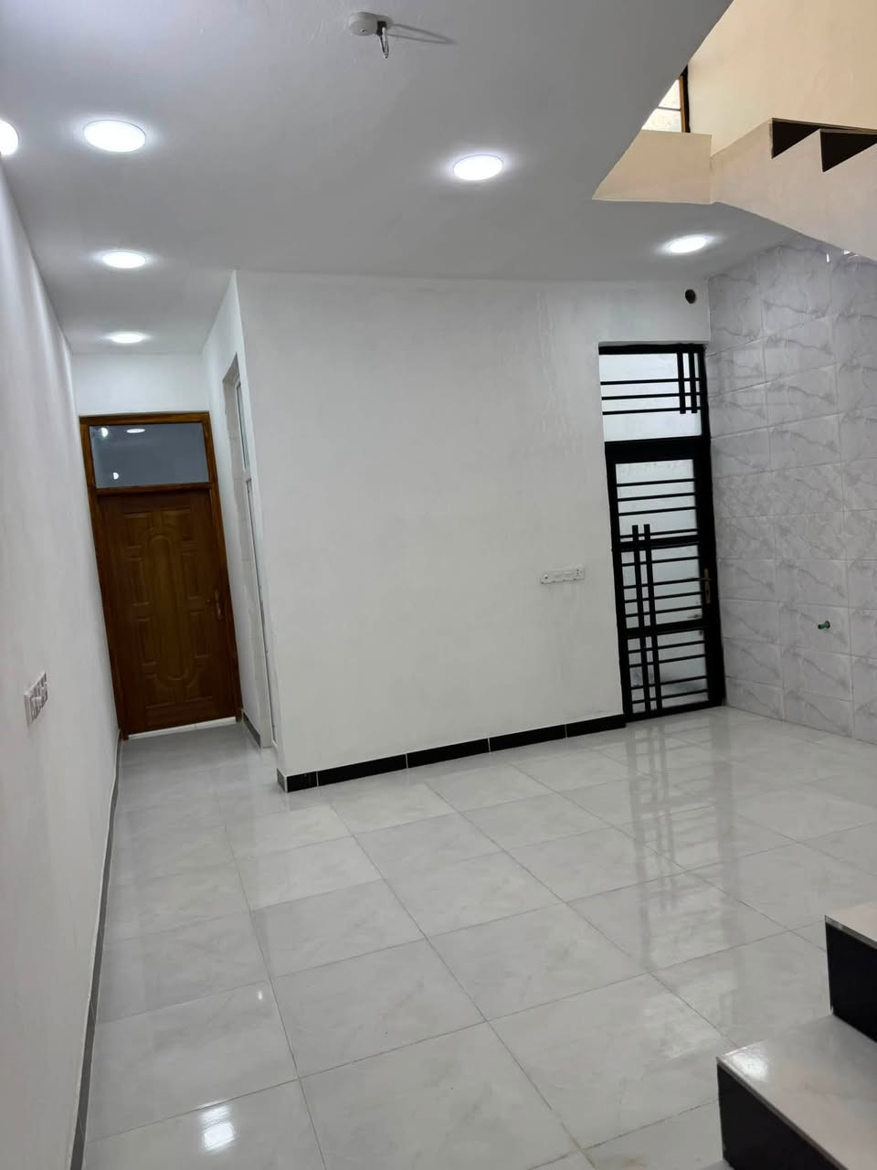 السلام عليكم ☎️***********☎️

🔴متاح بيت 🏠 للبيع المساحه 100م طابق واحد ⚫️

🔵بناء حديث شغل درجه اولى 🟢

🟣 محتويات البيت🟤

🟡الطابق الأول استقبال مطبخ غرفه نوم صحيات منور⚪️

🟤الطابق الثاني بيتونه جبيره سطحين ⚫️⚫️

🌘📞***********📞

          🟥➰موقع دور الزراعة الثالثه ➿🟥

    

🔺لاستفسار الرقم 🔺***********📞

