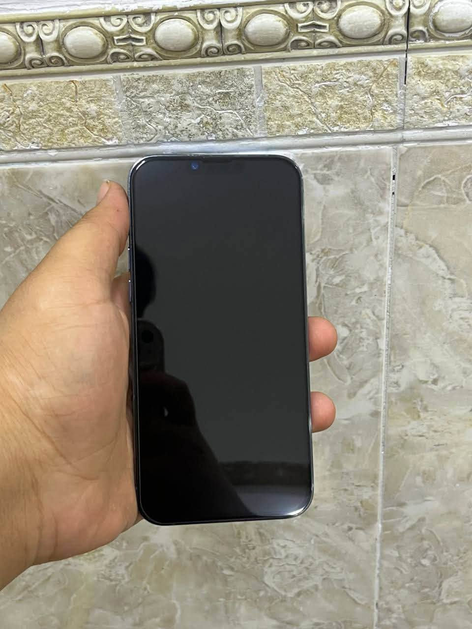 سلام عليكم 
iPhone 13 Pro Max 
ذاكره 128 
بطارية 100 
مبدل شاشة اصليه 3 خيارات 
فيس إيدي شغال 
تك سيم 
جهاز نضيف كدام العين 
سعر 460 وبي مجال بسيط 
استفسار اكثر اتصل
*********** واتساب فقط 
*********** اتصال 
مكاني موصل ايسر
