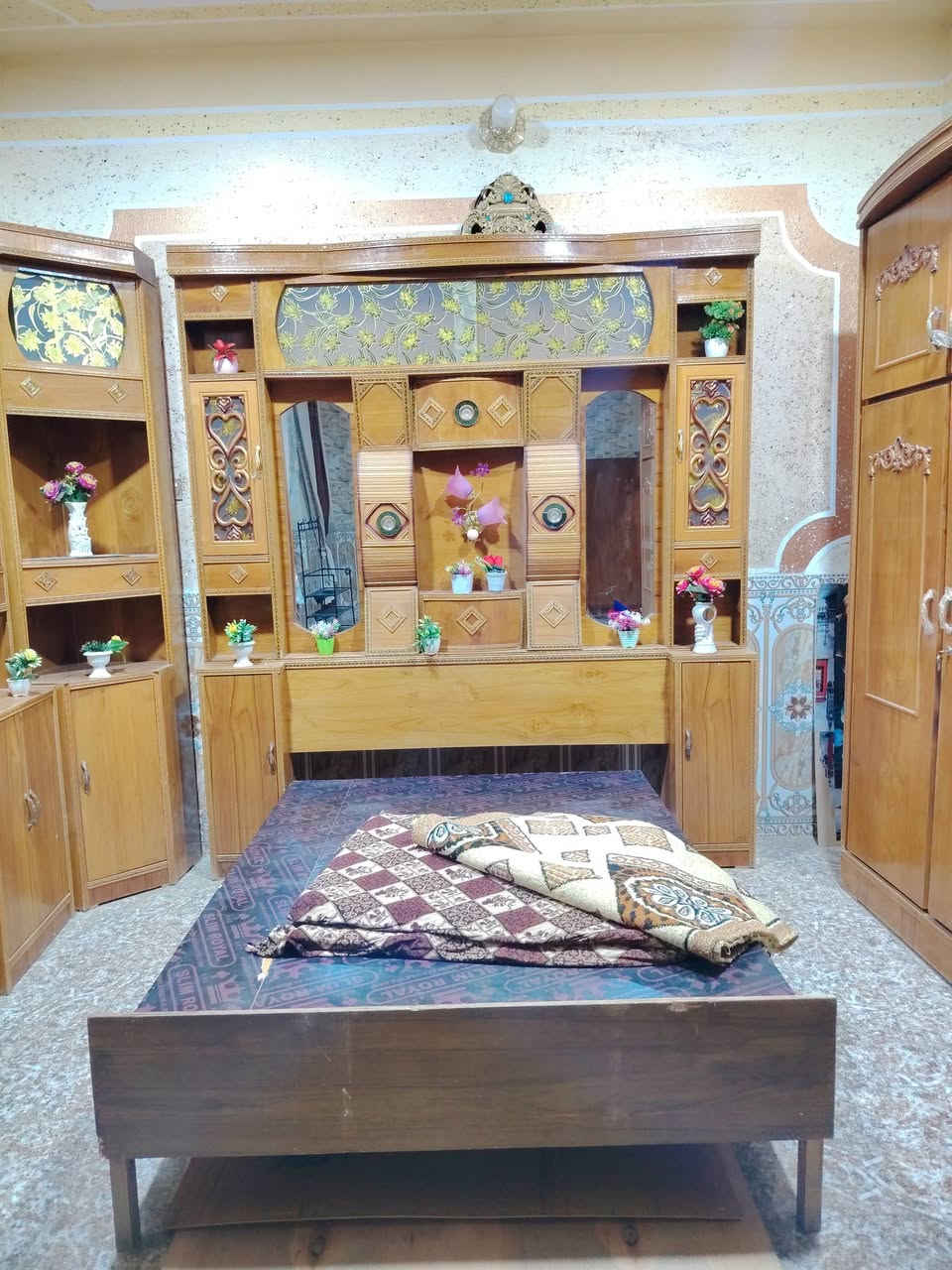 غرفه صاج عراقي نضافه فول  السعر 800 وبي مجال  العنوان الرمانه للاتصال *********** واتساب
