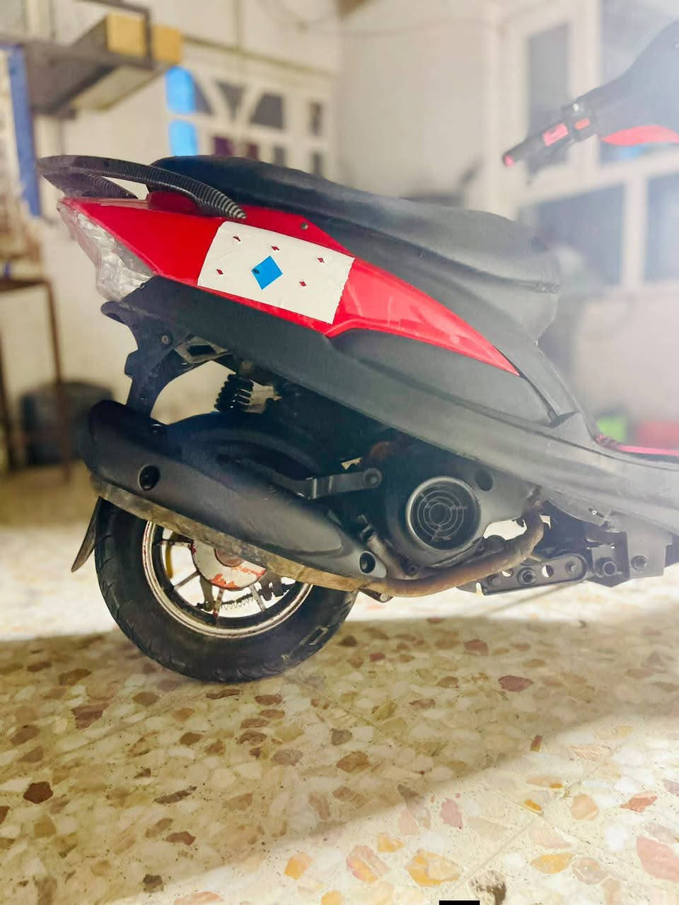 ماكس عدله بوشه بلادي بيه تزويد بسيط دبلات رياضي
ويل رياضي 
سلف رياضي 
سبايدر كاربون
عضمات رياضي 
كاعيه حمره
غلاف جنطه
قايش رياضي 
دهن جديد عليه إدامه كامله دراجه نكره بكل وقت لا دخان لا تبخير كفرات نضاف سلف هندر المكان حله ***********
