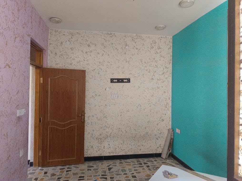 مكلف بالنشر

الاتصال ***********
مشتمل 50متر
للايجار 300 قفل قفل قفل
شهداء البياع قرب مجمع شقق حي السلام الجديد
نظيف يحتوي على الطابق الأرضي استقبال ومطبخ حولي
وخدمات
الطابق الثاني غرفتين نوم وسطحين
خط مولد واصل
عائليه صغيره وموظف اذا
عائلة كبيره لاتتصل رجاء البيت 50 متر بغداد, العراق
