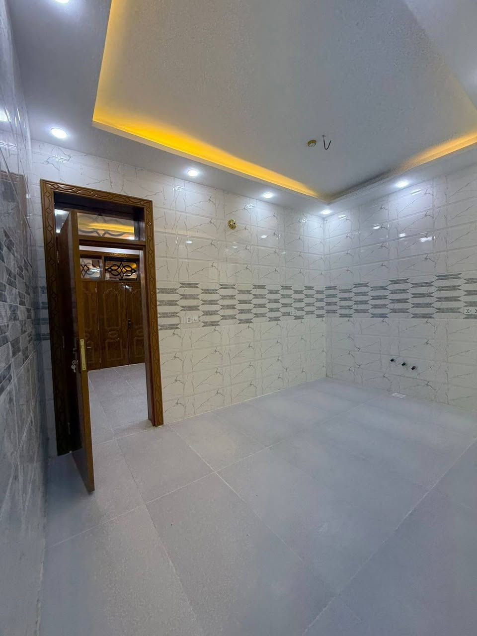 🏡 للبيع – دار سكني في النجف / حي النداء

منطقة 54 خلف التجاري مباشر

فرصة مميزة للسكن أو الاستثمار في موقع هادئ ومطلوب.
📍 الموقع: النجف الأشرف – حي النداء
🏠 الدار: طابقين
✨ تصميم حديث وتشطيب مرتب
🛏️ عدد الغرف: (3)
📐 المساحة: (100متر )
💰 السعر: (125) 

✔️ قريب من الخدمات والمدارس والأسواق
✔️ منطقة سكنية ممتازة
     
📞 للاستفسار والمعاينة:   ***********
