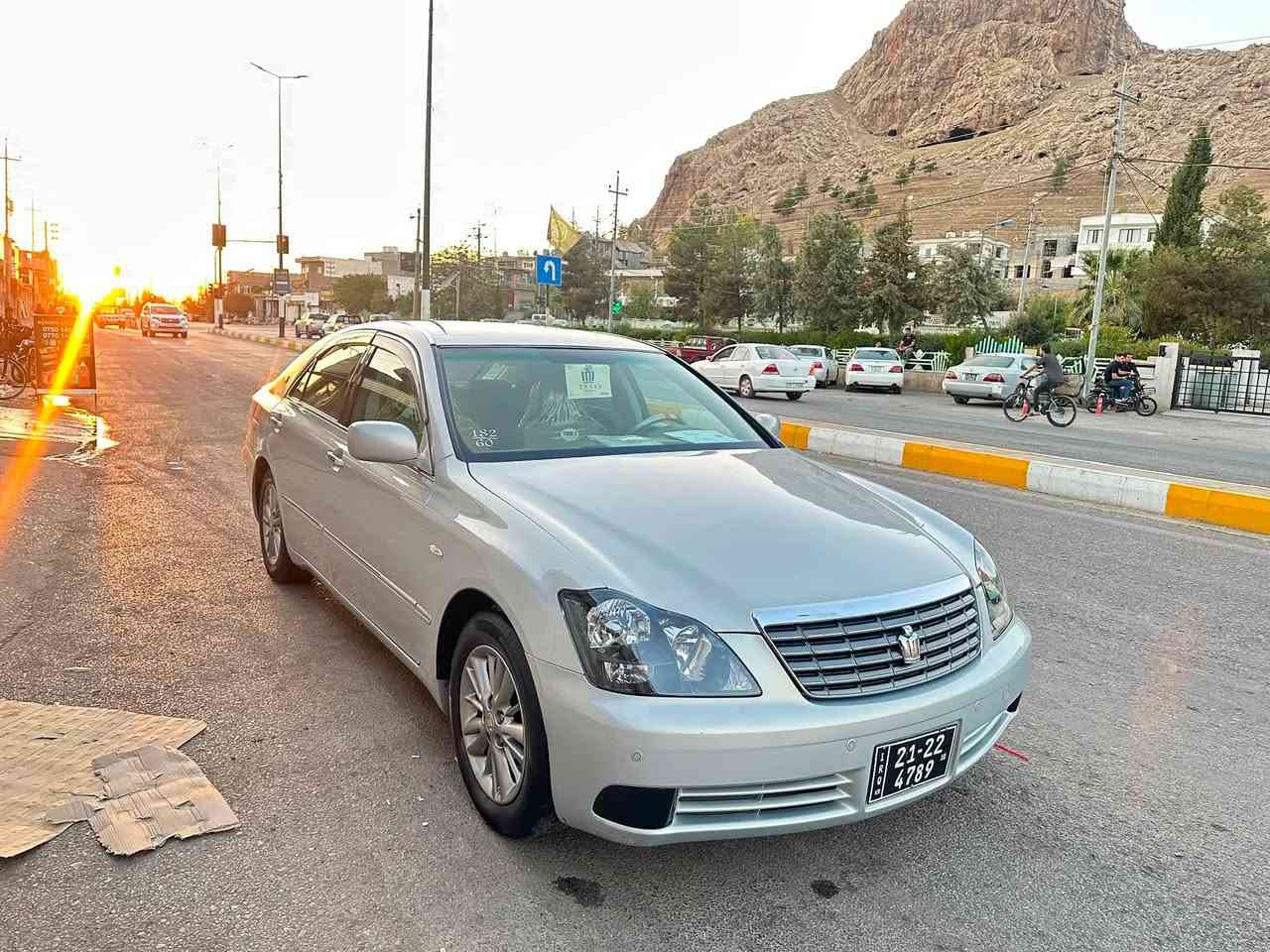 شاهانە ٢٠٠٦ موس
بەحری
کۆدی هەیە 
٣ دووگمە
٣ پەردە
سەلاجە
مەرکەزی
هەموو گیانی بەشەرت 
بێ مەسرەف
ڕۆنی گێڕو مەکینە گۆڕاوە
شوێن سەیدسادق 

***********
***********
