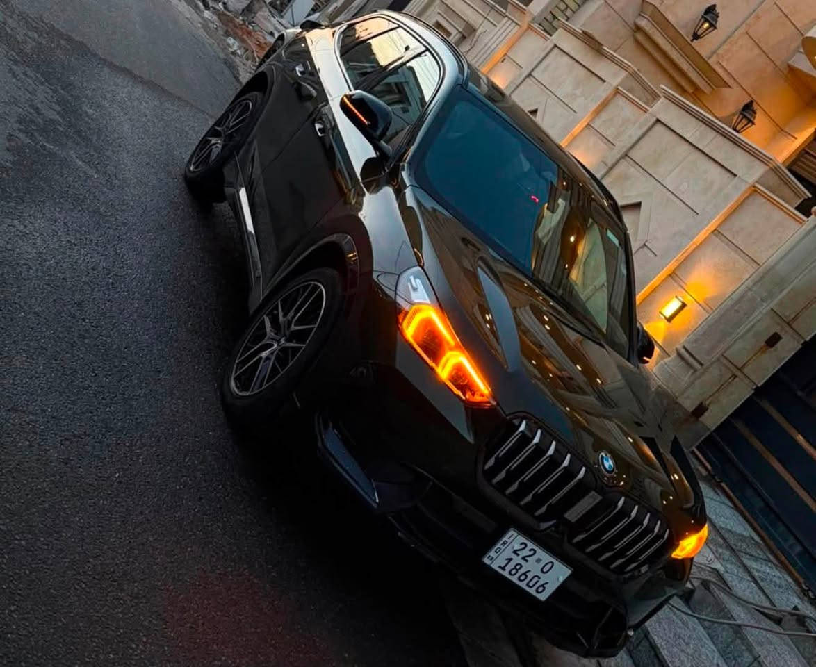 🔥 BMW X1 موديل 2023 موديل   | Full Option 🔥

🚘 BMW X1 2023 – xDrive AWD
🟢 لون Olive Green مميز ونادر
💰 السعر: 275 ورقة
📍 العنوان: بغداد – الشالجيه 

📞 ***********

📊 عداد المسافة: 63,000 ميل

✅ ضرر جانبي فقط – بدون ضرر بالدواخل
✅ جميع الـ Airbags سليمة
✅ رقم أربيل وباسمي شخصياً

سيارة فول مواصفات Full Option تجمع بين الفخامة، الأداء والتكنولوجيا:

• دفع رباعي xDrive AWD
• كامرات محيطية 360° Surround View Camera
• داتا شو Head-Up Display (HUD)
• سماعات Harman Kardon Premium Sound System
• صندوق كهربائي ذكي Electric Smart Tailgate
• إنارة محيطية Ambient Lighting
• إنارة ترحيبية مع شعار BMW Welcome Light / BMW Logo Projection
• شاشة وسطية Central Display
• عدادات رقمية Digital Cockpit
• Apple CarPlay & Android Auto
• دخول وتشغيل بدون مفتاح Comfort Access / Keyless Entry
• تشغيل زر Push Start
• حساسات أمامية وخلفية Parking Sensors
• مثبت سرعة Cruise Control
• تكييف ثنائي المناطق Dual-Zone Climate Control
• Electric Parking Brake + Auto Hold
• أنظمة قيادة متعددة Driving Modes
• مقود متعدد الوظائف Multi-Function Steering Wheel
• مرايا كهربائية Power Folding Mirrors
• إضاءة Full LED
• مقصورة وتشطيبات فاخرة Premium Interior
• والعديد من المواصفات الأخرى.

🔥 BMW X1… مواصفات عالية، لون مميز وحضور مختلف!

📞 ***********
