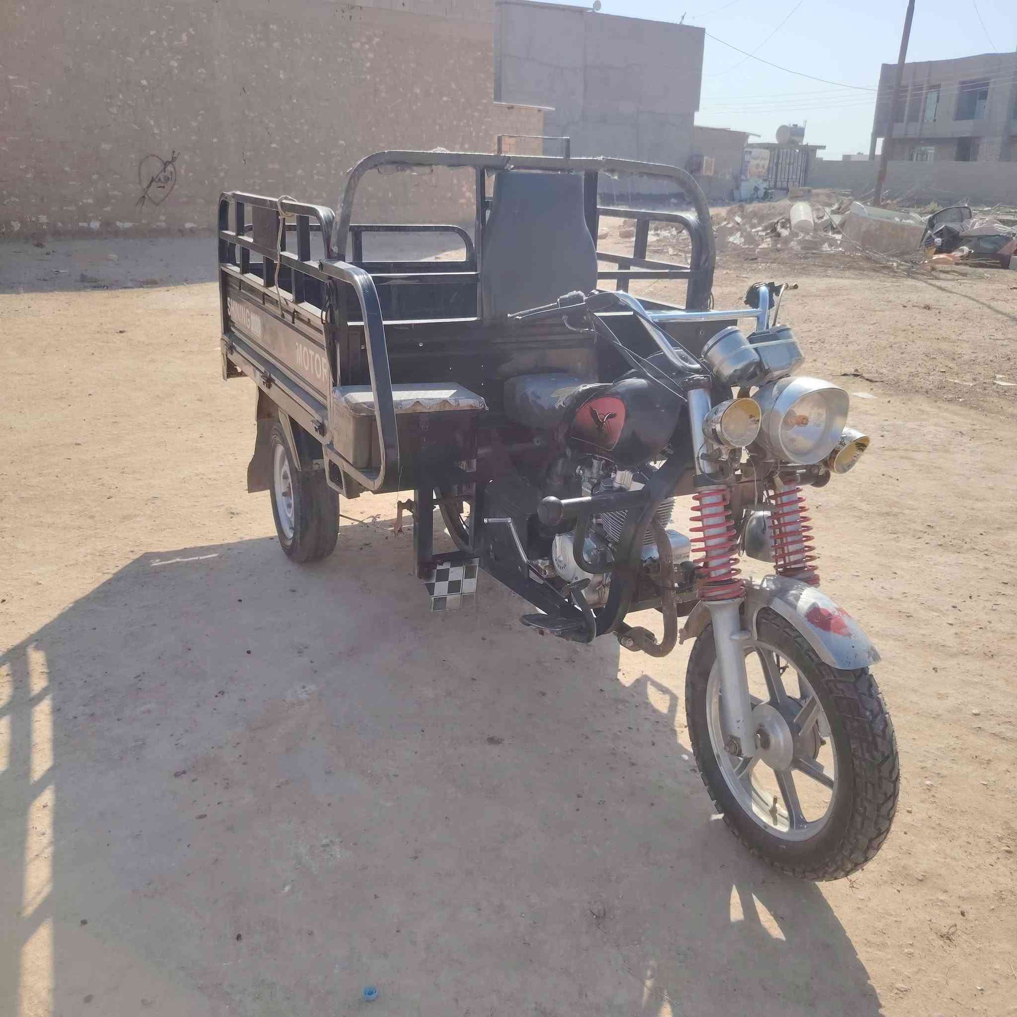 سلام عليكم ستوته موديل 2022 محرك شركه تواير جدد المكان الرمادي قرب جامعه الانبار سعر 1450 وبيه مجال الشراي ***********
