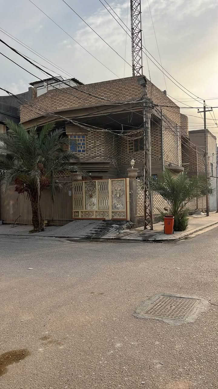 حي الفرات • ركن على شارعين • ٢٠٠م