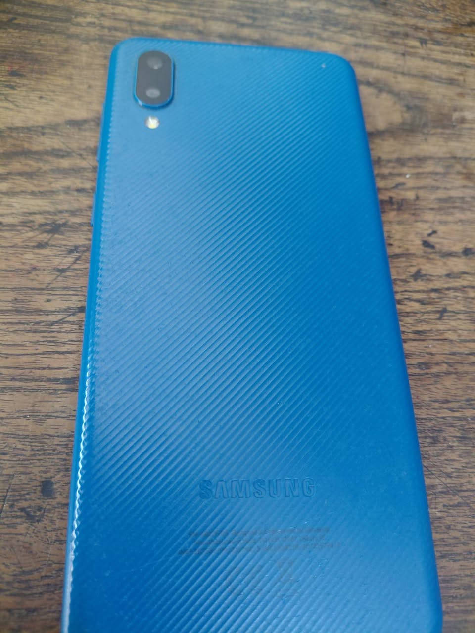 *للبيع Samsung Galaxy A02 لون ازرق* 💙
*الحالة*: نضيف ومابي أي عطل ولا مصلح

*المواصفات*:
- شاشة 6.5 انش
- رام 3GB + ذاكرة 32GB 
- كامرتين خلفية 13MP + 2MP
- بطارية 5000mAh قوية تبقى يومين
- *يلعب العاب  وكلشي*: ببجي لايت، فري فاير، بوبجي، فيس، واتساب، يوتيوب
- يدعم شريحتين + ميموري

*السعر*:  80وبي مجال 
*المكان*: بغداد البياع شرطه رابعه 
*للاستفسار*: راسلني خاص او واتساب ***********
