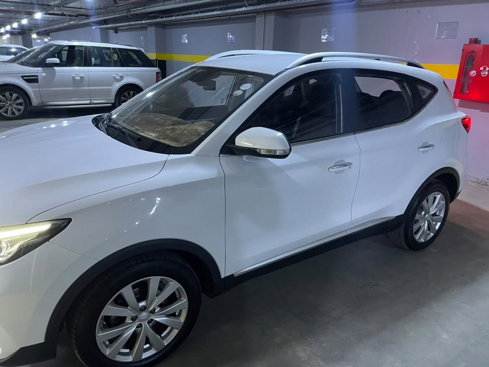 MG ZS 2023
28000 roshtwa 

***********

