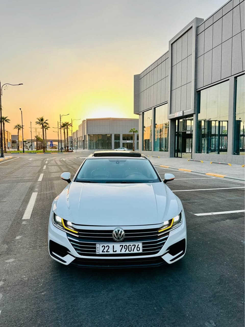 VOLKSWAGEN ARTEON SEL 
~~~~~~~~~173$💰~~~~~~~~~~

للبيع فقط و بسعر جوة سوك بلنسبة للمواصفات و نظافة 💯 

اخوان السيارة وارد امريكي بيها بوند صبغ راس شاصي جهة السكن فقط تعديل و ارباك ستيرن و بردة سيستم 💯

بجم كله راجع بلادية هسة راجع بيها من تركيا يعني رادريتر و رادارات و لايتات كله بلادية 💯

موديل : 2020
ماشية : 85 الف
لون : ابيض
محرك : 4 سلندر بانزين 20 تيربو 
رقم السيارة : اربيل الجديدة
مكان السيارة : اربيل شارع ٦٠ 📍
سعر السيارة : 17300$💰 ورقه جوة سوك 

رقم تليفون و واتساب :

***********
***********

⚜️⚜️⚜️⚜️⚜️⚜️⚜️⚜️⚜️⚜️

مواصفات فول الفول واحد على واحد 💯

گير و محرك و حدادية و تبريد جديدة دينار مصرف مابي جاهزة بدون نقص و مسويله سيرفز عام 💯

فحص و هزة و سنوية و الرقم جديدة دينار غرامة ما عليها و السيارة بأسمي تحويله مباشر نفس اليوم 💯💯 أربيل, العراق
