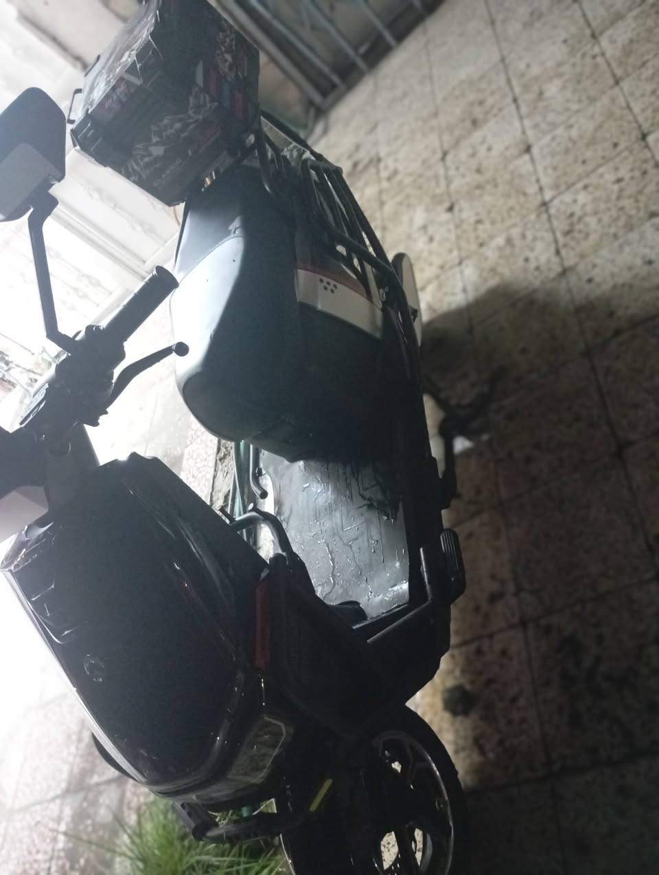 السلام عليكم دراجه الماسه للبيع موديل 26 دراجه نظيفه شخط ما بيها بطاريات جدد كهربائيات كلها شغال السعر 700 وبيها مجال للطيبين المكان بغداد الامين الثانيه رقم موبايل ***********
