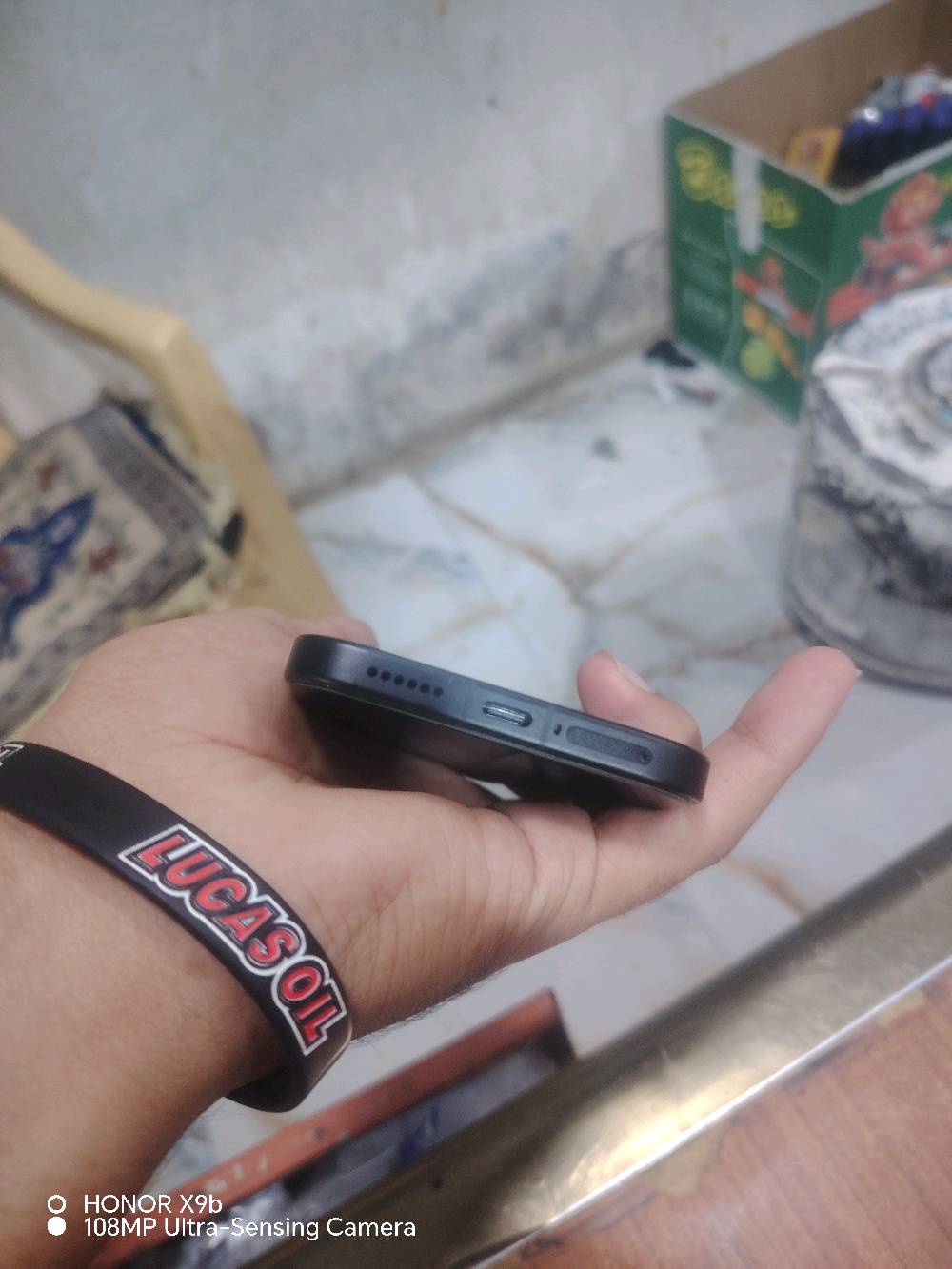 poco  x8 pro كارتونه موجوده اسعمال سبوعين فقط جديد كلش وزلغ ما بي اخو الجديد ببجي 120فيم فول 750وبي مجال متواجد واتساب ***********