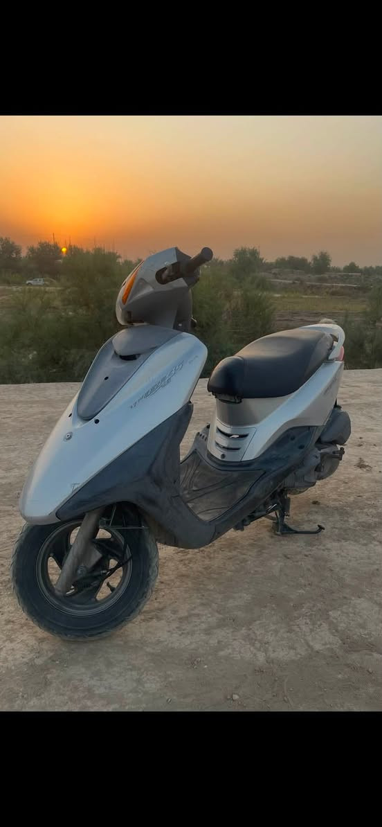 سلام عليكم بريز رمبة للبيع كلها مختمة برغي تجاري مابيهة مكانها بغداد سعر 900 وبيهة مجال لشراي يخابر 
***********
