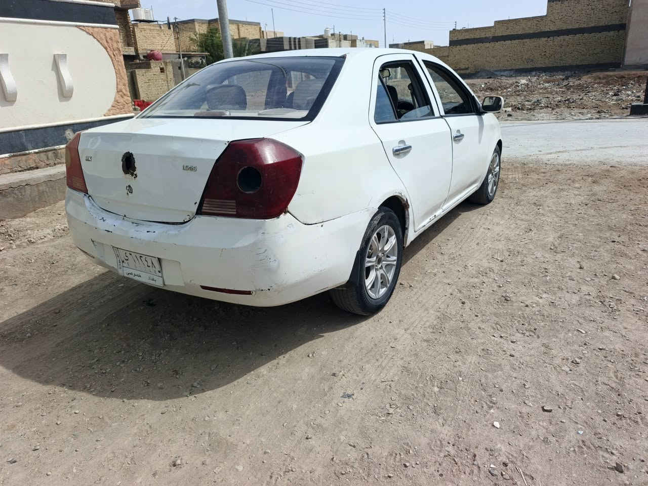 السلام عليكم
سياره جيلي موديل13للبيع مكينه كورلا لاتنقيص لاتبخير گير عادي شواصي جدد مابيهن قطره خياس سيارة حلوه عوزها ترتيبات شويه تحويل مباشر  السعر 18وبيها مجال للتواصل ***********
مكاني ذي قار قلعه سكر
