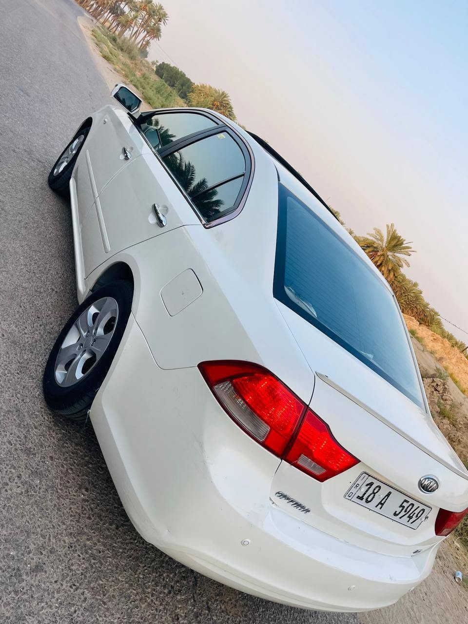 السلام عليكم... 
للبيع كيا اوبتما جديده جدااااا
ماشيه 185 عل فحص شرط
محرك 2000 دوووش بشرط مامفتوح كير محرك حداديه تخم تاير تبريد تدفئة سنويه لغايه 2031 مشروع وطني بابل السياره برغي نقص ما بيها شرط زنجار مابيها السعر 114 وبيها مجال السياره بيها قطعتين أثر شخط بدون فتح تبديل فقط صبغ 
***********
