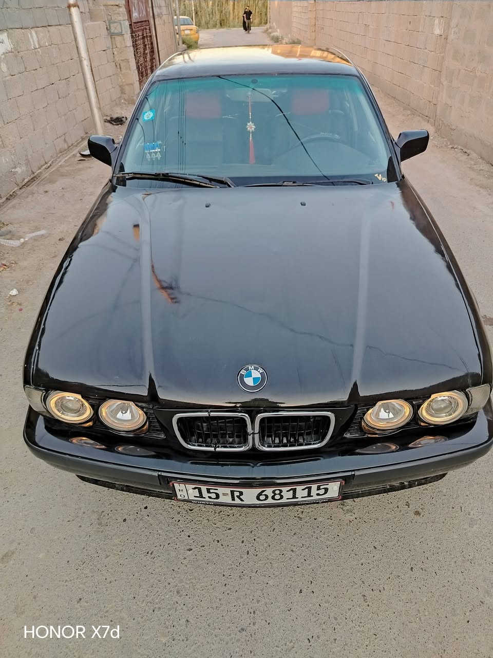 سلام عليكم بي ام ٥٣٥ سيارة جاهزة لبيع او مروس ***********

