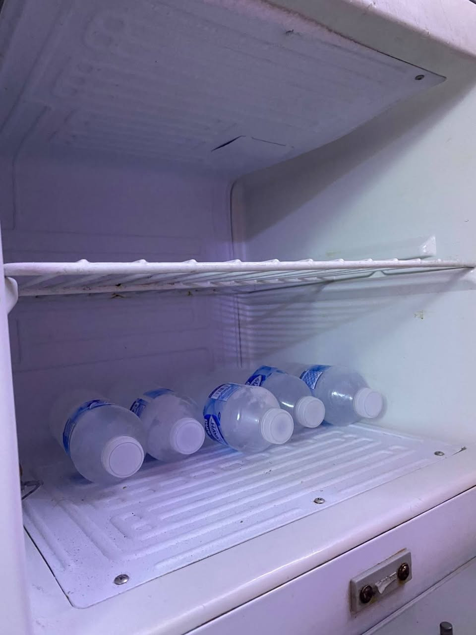 ثلاجة • للبيع • الشعلة