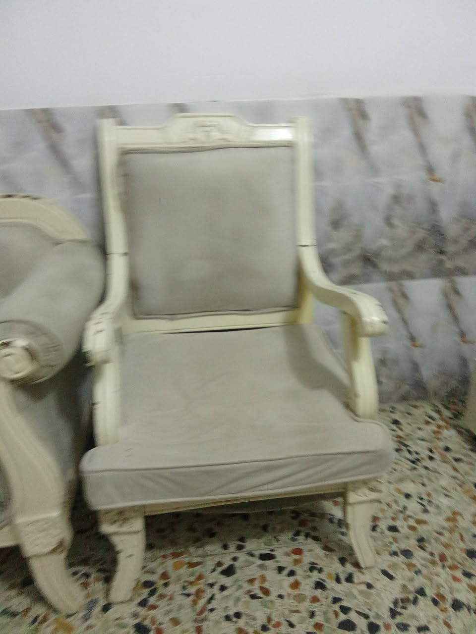 تخم للبيع المكان الرمادي الخمسه كيلو الرقم متوفر واتس***********
