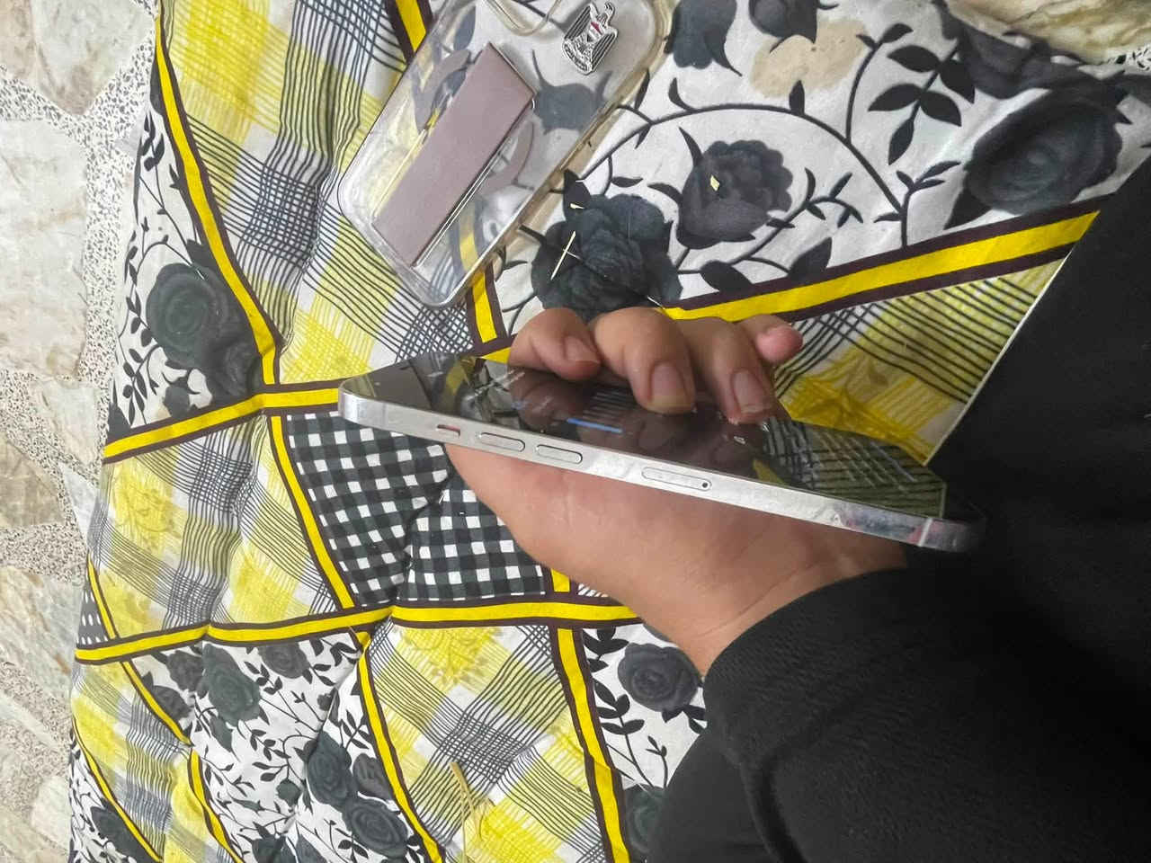 سلام عليكم آيفون ١٢ برو ماكس وتر بروف الجهاز نضيف بطاريته ٨٩ ومعليه٩٥ اول ما شتريته  اريده ٤٠٠ وبي مجال مكاني بغداد الغزاليه ***********
