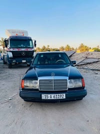 مرسيدس دب • ١٩٨٨ • مكينة ٢٫٥