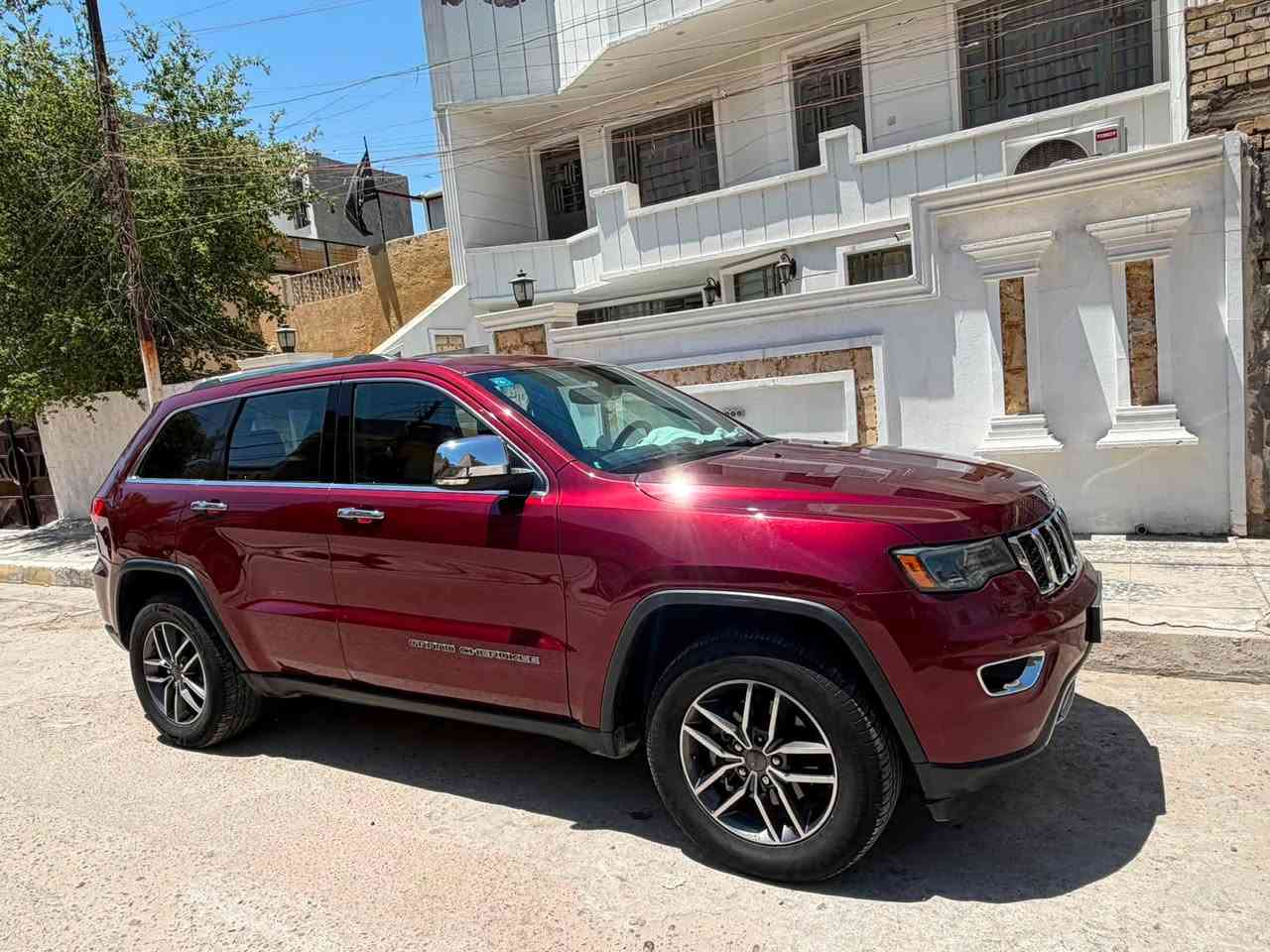 جيب 2019 وراد امريكي رقم بغداد باسمي لمتدد بلاص اعله مواصفات فول
بيع او مراوس 
حادثه باب خلفي مبدل اصلي جاملغ بارد فقط 
ماشيه 84 محرك وكير كفاله 
مكانه بغداد الكرخ 
***********
