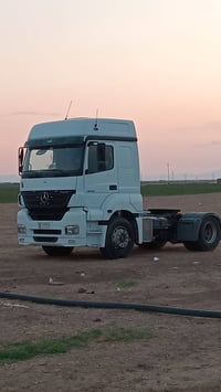 اكسور ٢٠٠٥ • گير عادي • شاصي بيه جكه