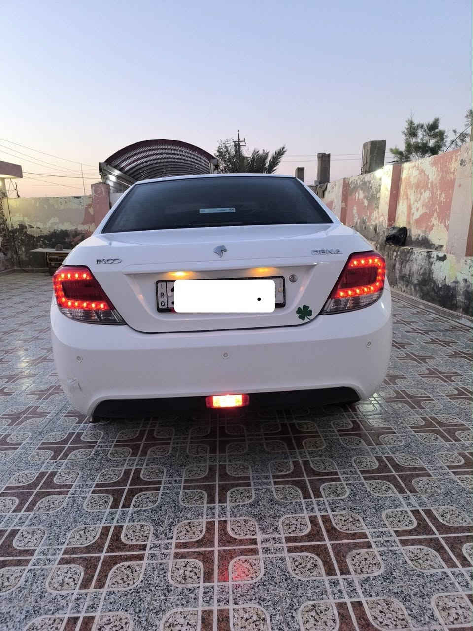 السلام عليكم 
سياره سمند دنا للبيع
موديل 2022
ماشيه 73الف سبير ما نازل 
رقم بغداد الجديد باسمي شخصيا
مكفوله كفاله عامه ما عده المأشر عليها بالصوره وما مصلحه كد اصبعين
سنويه لل2028 تنتهي
مكاني الديوانيه 
السعر68ورقه وبيها مجال 
اتصال وواتساب ***********
