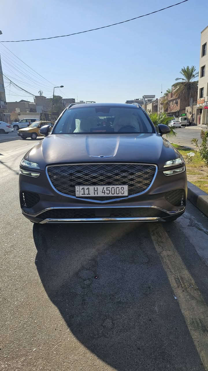 السلام عليكم شباب جنسز جي في 70 اسبورت  فول موصفات ٦سلندر غني عن التعريف البرستيج  موديل ٢٣ بغداد بسمي صبغ ٦ قطع  السعر   ٢٦٠.      عنوان بغداد جميله.   ***********
