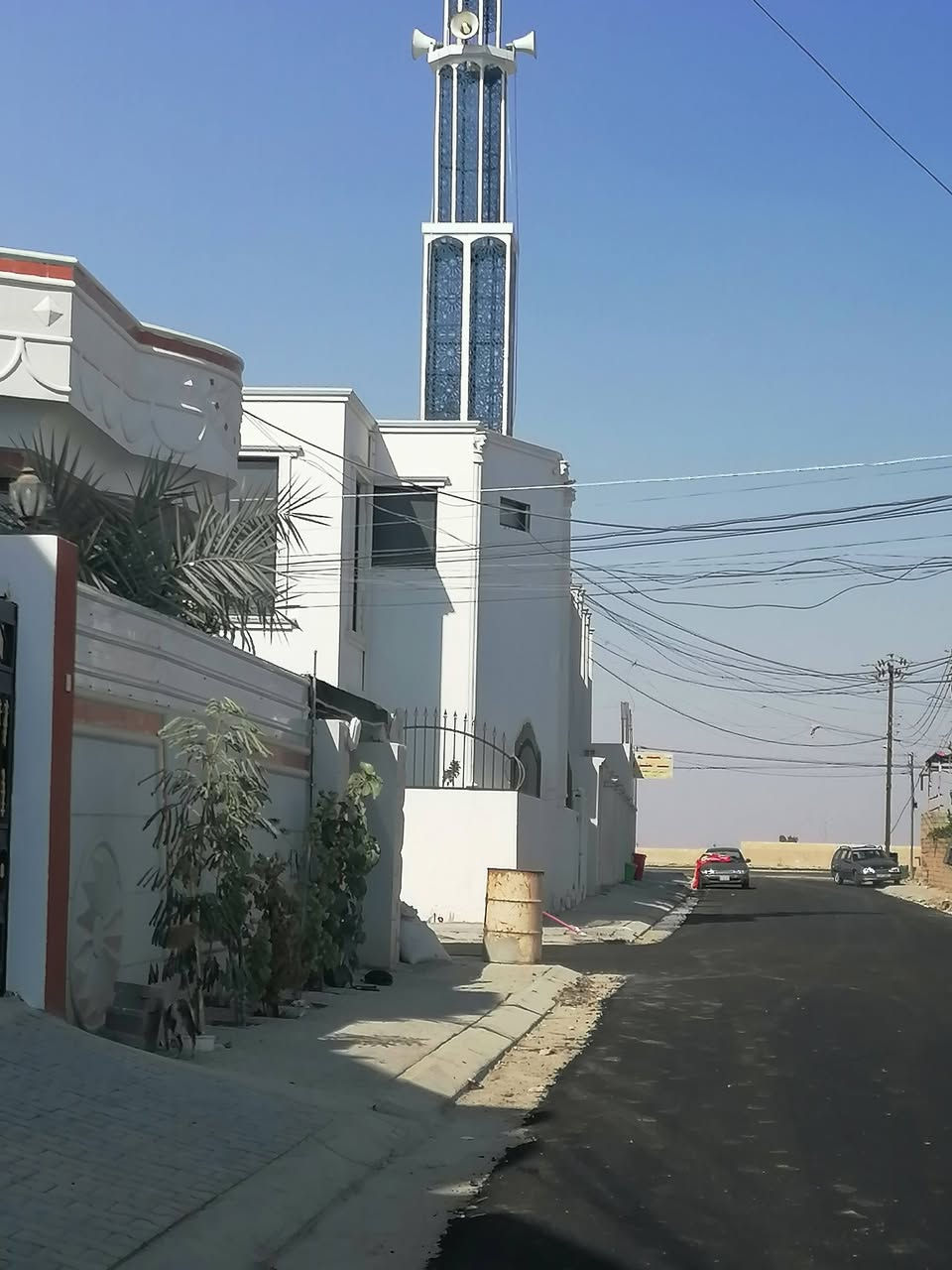 🏡دار للبيع بموقع ممتاز –القادسيه شارع الدفاع المدني  قريب ع شارع ٦٠ شوارع كلها مبلطه
📍 الموقع: القادسيه شارع الدفاع المدني مقابيل تنزيلات الباشا

📐 المساحة:150 م² (7.5× 20 م)

🏢 البناء:٢ طابق 

مواصفات الدار:

🔹4 غرف نوم

🔹 صالة ضيوف

🔹 صالة عائلية

🔹 مطبخ 

🔹3 دورات مياه

 وبسعر مناسب جداً فقط 

١١٧ مليون ومجال بسيط

الدار جاهز للسكن 

للاستفسار بـصاحب الدار

📞 رقم التواصل:***********
