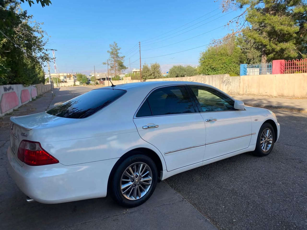 ماشەللە لە مالی هەموو لایەک🤍📦
 
‏Toyota crown shahina .182 . 2008 ❤️‍🔥
  (براوە  )
 ٣دووگمە
ناوزەردی ساج مەلەکی  ساجەکانی زۆر جوانە  هیچی نەشکاوە 🤎🤍 
گەورە بە گەورە 
دووکەلی نییە هەلمیشی نییە 👌
فول فول بەس سلایت نییە
بەسمە ڕەساسی
ناودەری کامل حەمام کراوە
لیدی بەرقاچەکانی بۆ دانراوە   کامل جوانکاری
تەبرید ساردو گەرم مەزبووت
کونی گەرمیەکانی هەمووی گیراوە
حاسەی دواو پێش
شاشەو کامێرە
ناوچەی کوێر 
مجمووعە لێکزز
کوشن کارەبا 
کوشن خەزن 
سوکان کارەبا
ئاوێنە شەفت
پەردە
چوارتایەو ویلی لۆک 
پاتری لۆک 
کامل سێرڤزز کراوە
کامل پۆلیش و سماتە کراوە 
جامی دواو پێش هەلگیراوە 
ساردو گەرمی مەزبووت  
شوێن بڕاوەکانیم کامل چاکم کردوە زەمان 
 سەیارەی ماڵە هی ماعرەز نییە کامل مەسروفم کردوە
بۆ مەسروف مەگەڕێ 📦

کۆد و بارکۆدی وەرگیراوە 💯✔️
 

شوێن (هەلبجەی تازە)
 
***********
ڤایبەرو وەتس ئەپی لەسەرە
