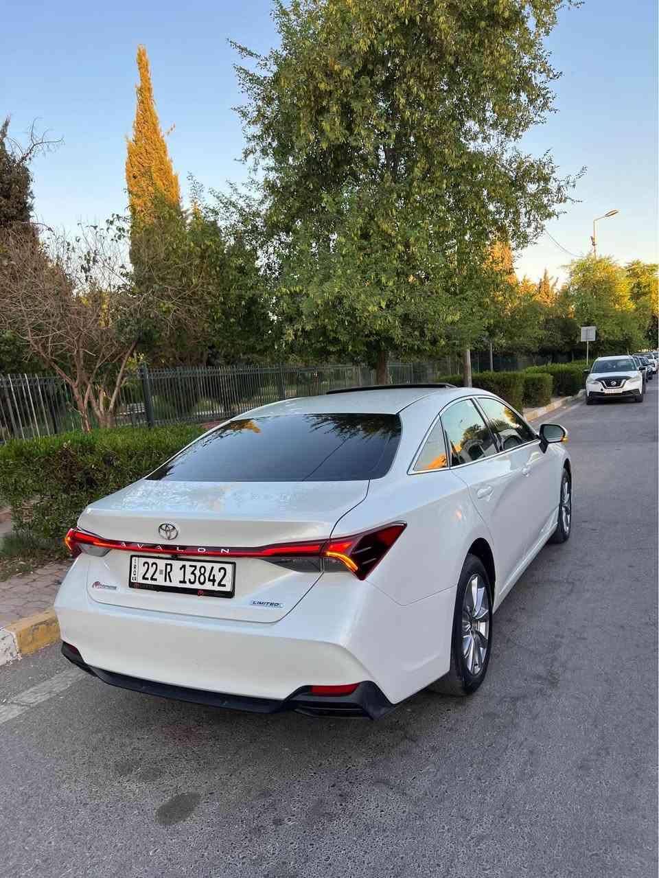 سلام عليكم 
Toyota Avalon 2024
تجميع صيني 
مواصفات سيارة فتعة 
كيج الكتروني 
لايت بكلايت ليد 
حجم محرك ٤ سلندر 
كلين سيارة بدون صبغ 
مكان صغير pdr 
سيارة جديد مابي ربع دينار مصرف 
ماشي ٢٢ الف كم 
سعر ٢٦٨ ورقة مجال بسيط 
مكان اربيل 
واتساب *********** أربيل, العراق
