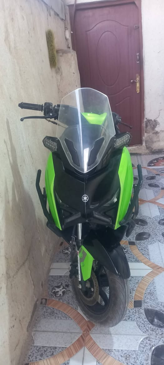 السلام عليكم 
دراجه نظيفه للبيع 
السعر مليون و 150بيها مجال قليل 
شط العرب الجزيرة الفيروزيه 
***********
