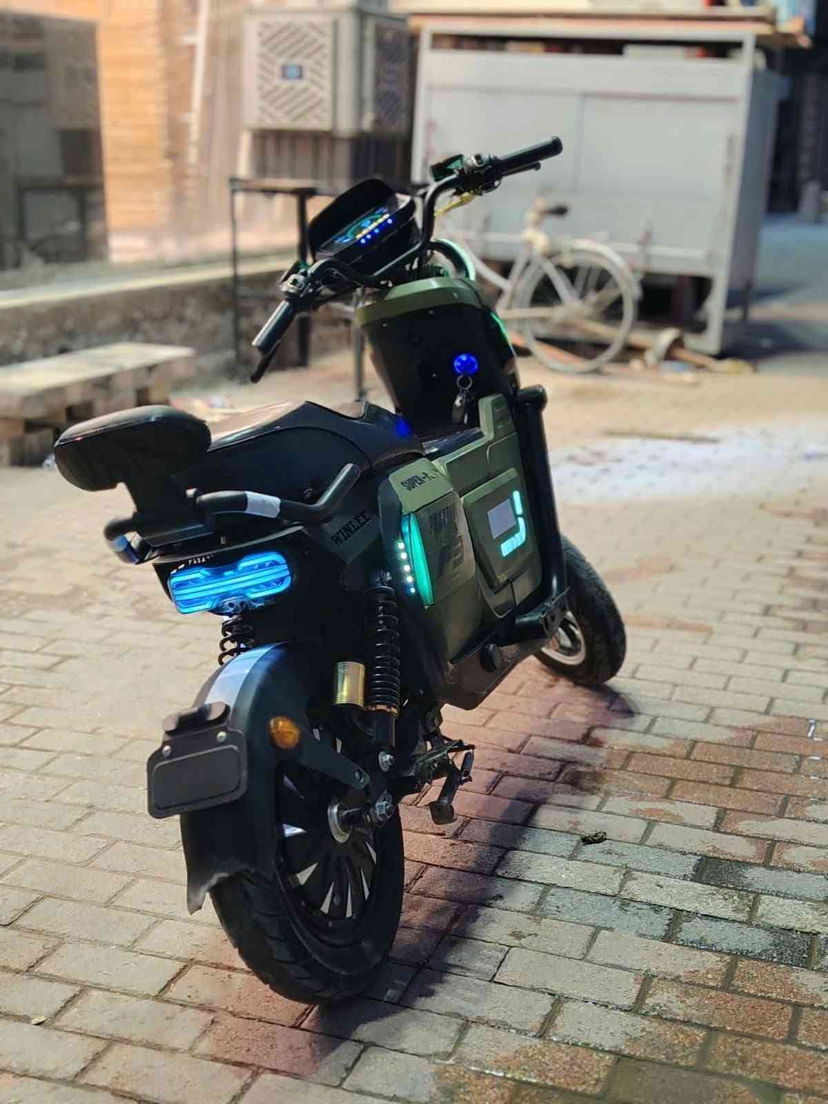 تندي F3 • ٥ بطاريات ٣٢أمبير • ٤٠كم