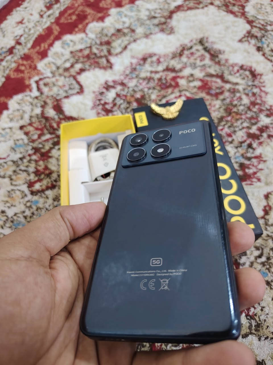 السلام عليكم
بوكو x6 برو 5G
ذاكره 512
رام 12
ملحقات كاملة كارتون وشاحنه 
***********
اتصل وتدلل
