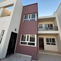 فرصة سكنية تجارية مميزه 🔥  فقط 4 مليون تطلوعة و شارع 30 والدار جداً مم...